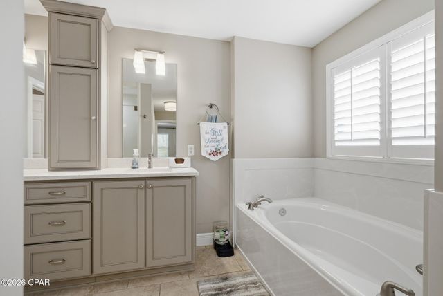 311 Willow Way, Lynn Haven, FL 32444