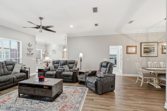 311 Willow Way, Lynn Haven, FL 32444