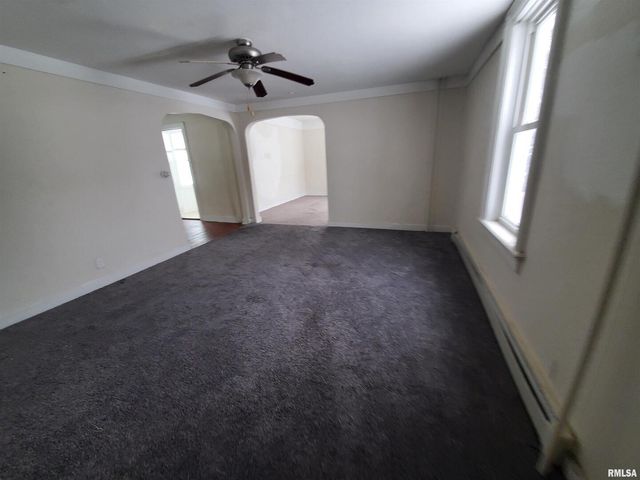 2760 12TH Street, Rock Island, IL 61201