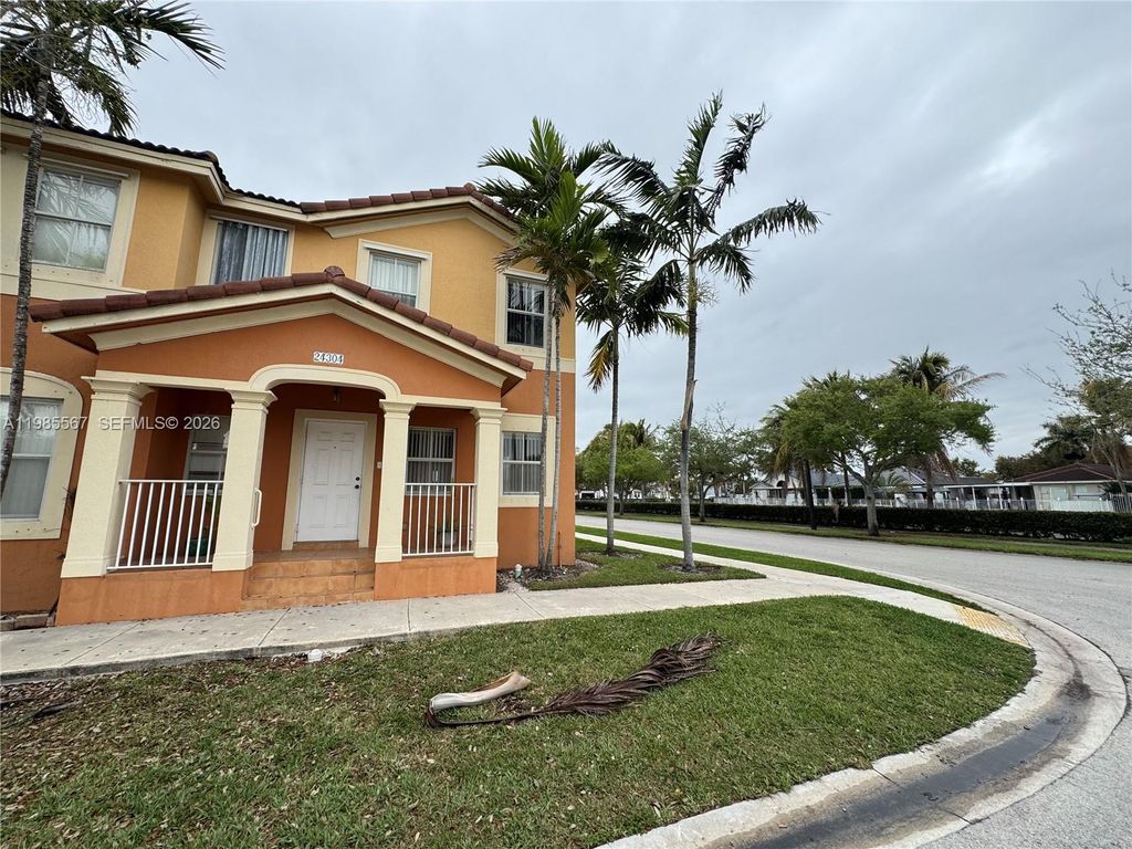 24304 SW 109th Ave, Homestead, FL 33032