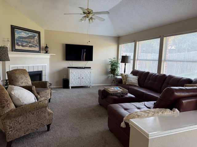 1707 Falcon Drive, Corinth, TX 76210