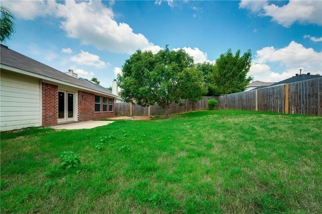 1707 Falcon Drive, Corinth, TX 76210