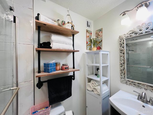 224 Garden St 148, Pensacola, FL 32502