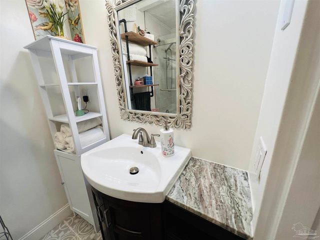 224 Garden St 148, Pensacola, FL 32502