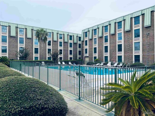 224 Garden St 148, Pensacola, FL 32502