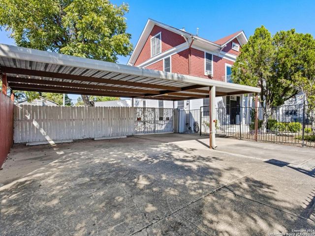 1315 ALAMETOS, San Antonio, TX 78201