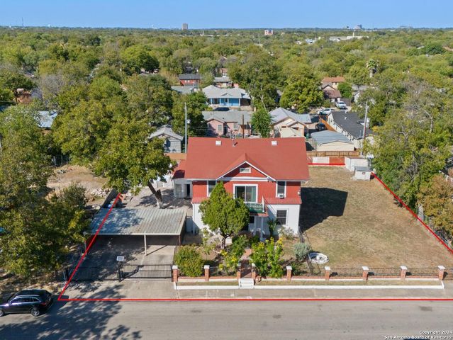 1315 ALAMETOS, San Antonio, TX 78201