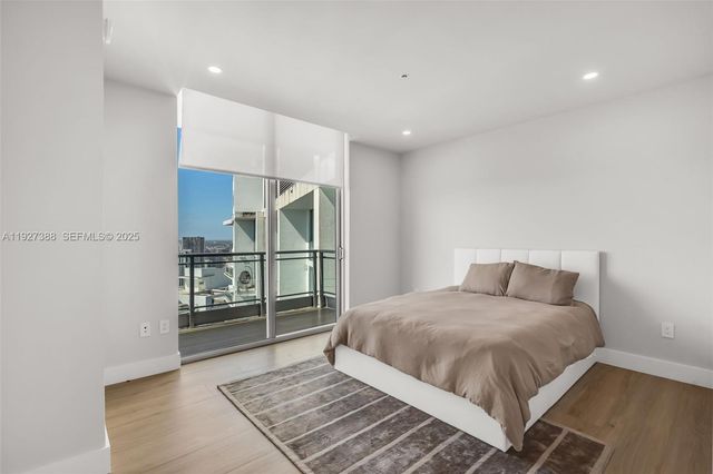 92 SW 3rd St 5204, Miami, FL 33130