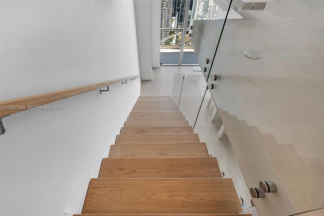 92 SW 3rd St 5204, Miami, FL 33130