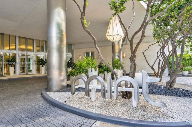 92 SW 3rd St 5204, Miami, FL 33130