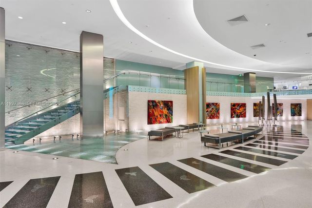 92 SW 3rd St 5204, Miami, FL 33130