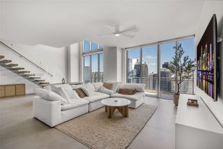 92 SW 3rd St 5204, Miami, FL 33130