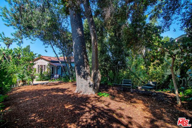 3475 N Knoll Drive, Los Angeles, CA 90068