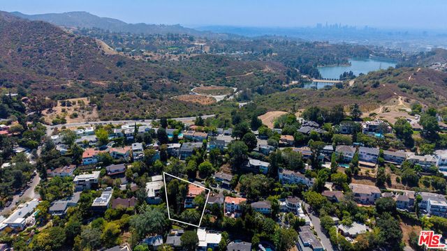 3475 N Knoll Drive, Los Angeles, CA 90068