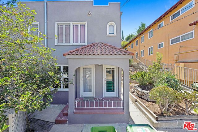 832 Hyperion Avenue, Los Angeles, CA 90029