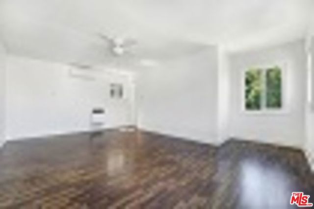 832 Hyperion Avenue, Los Angeles, CA 90029