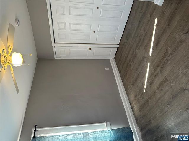 1041 Hunterdon Street, Newark, NJ 07112