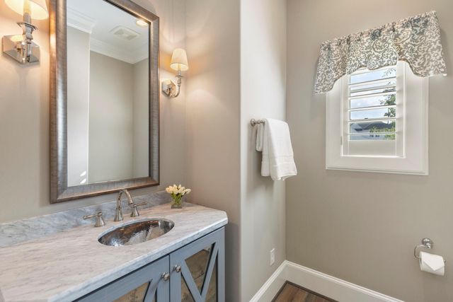 79 Simon Lake Lane, The Woodlands, TX 77381