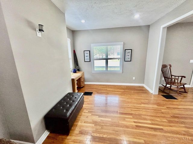 6001 Bramble Avenue, Cincinnati, OH 45227