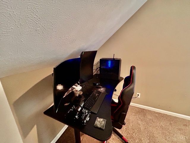 6001 Bramble Avenue, Cincinnati, OH 45227