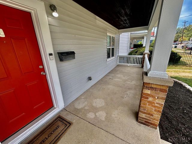 6001 Bramble Avenue, Cincinnati, OH 45227