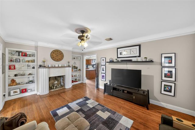 117 NW 102nd St, Miami Shores, FL 33150