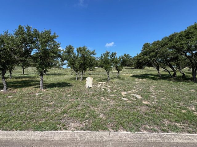 1145 Brads Flight, Canyon Lake, TX 78133