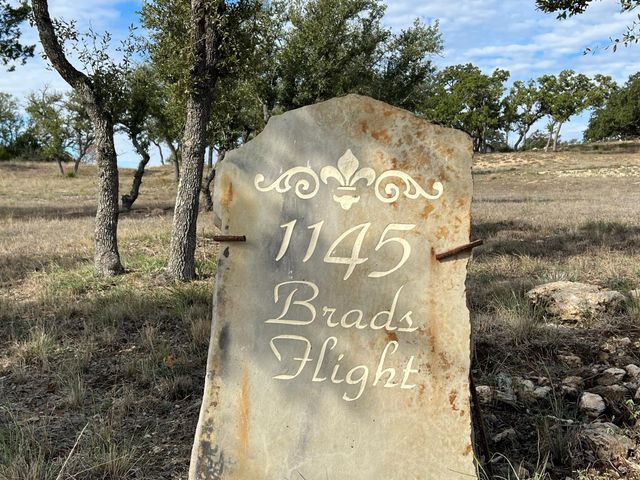 1145 Brads Flight, Canyon Lake, TX 78133