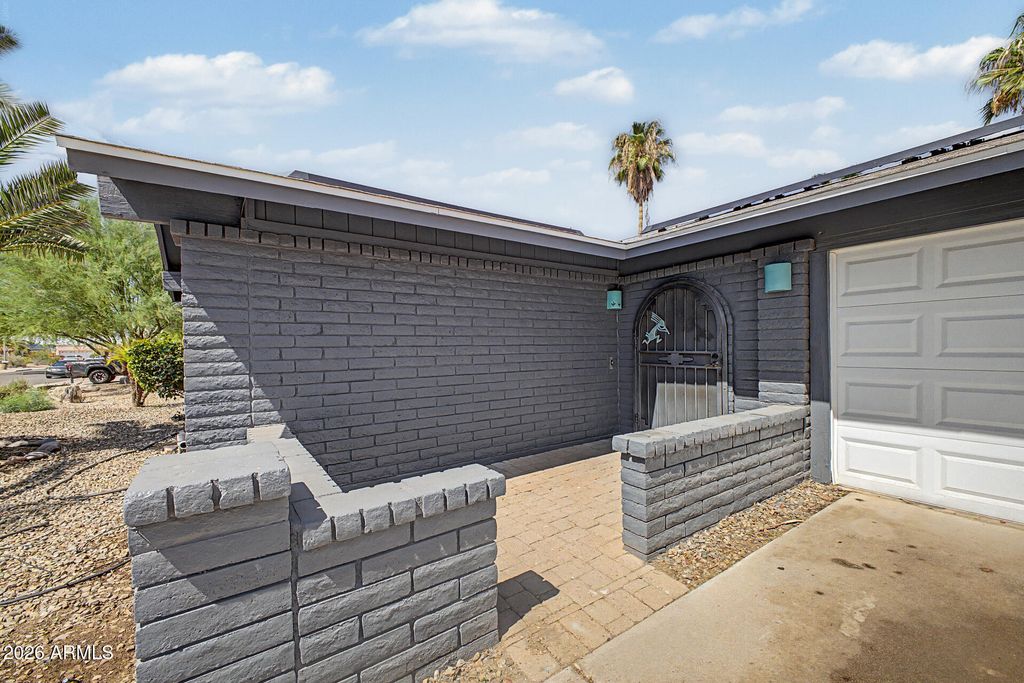 3047 S ROGERS --, Mesa, AZ 85202 — photo 3