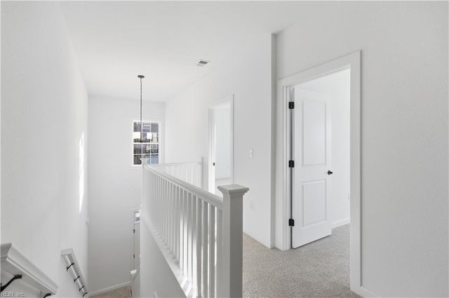 712 Crestfield DR, Chesapeake, VA 23320