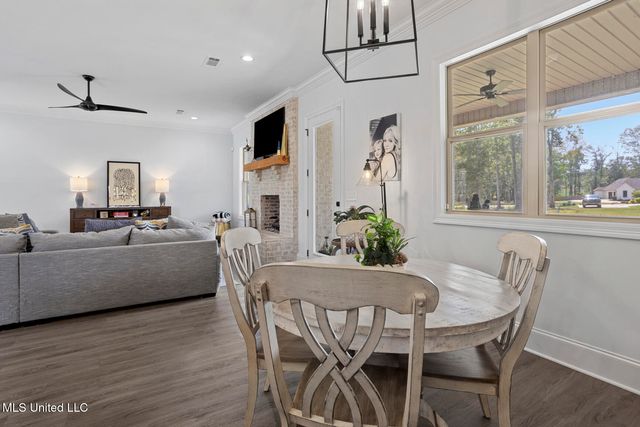 301 Leland Drive, Brandon, MS 39042