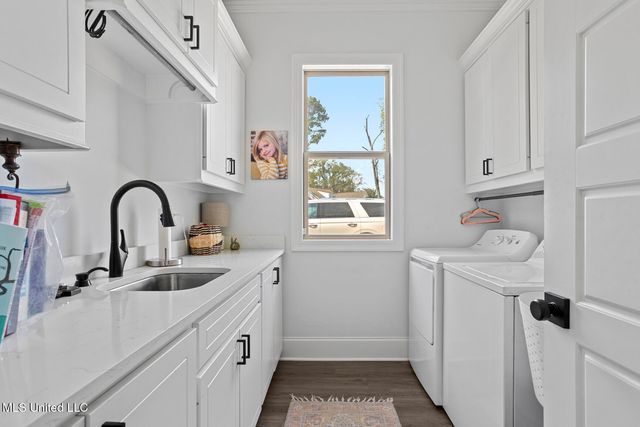 301 Leland Drive, Brandon, MS 39042