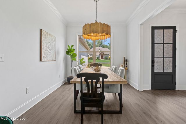 301 Leland Drive, Brandon, MS 39042