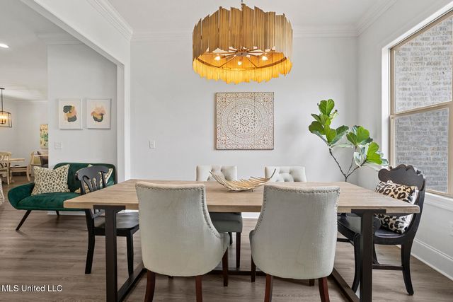 301 Leland Drive, Brandon, MS 39042