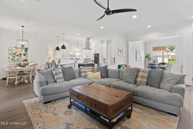 301 Leland Drive, Brandon, MS 39042