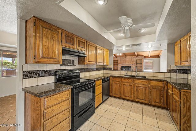 1345 N GREENFIELD Road, Gilbert, AZ 85234