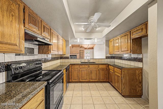 1345 N GREENFIELD Road, Gilbert, AZ 85234