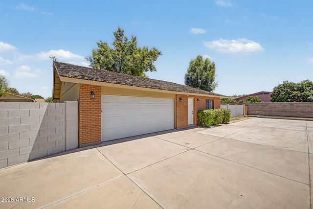 1345 N GREENFIELD Road, Gilbert, AZ 85234