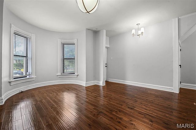 4629 Washington Avenue, St Louis, MO 63108