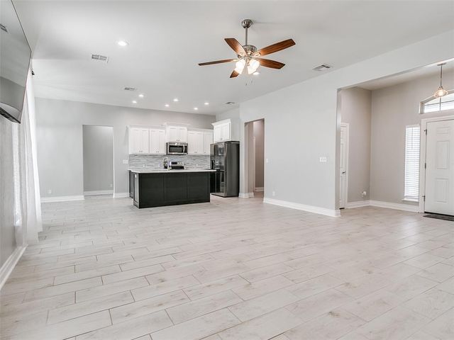 1395 County Street 2966, Blanchard, OK 73010