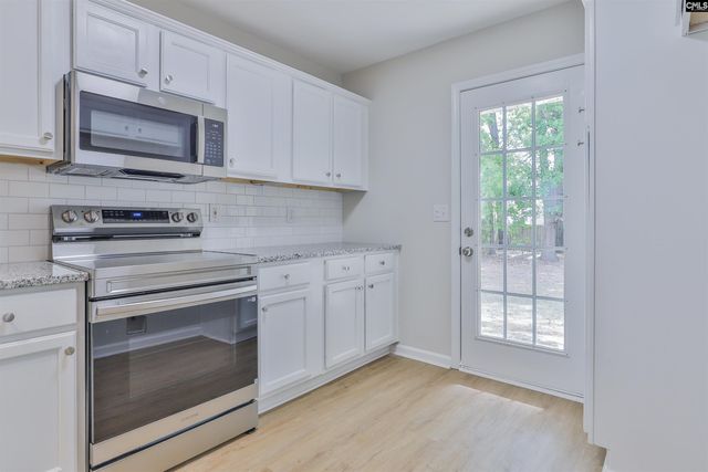 316 Keystone Drive, Hopkins, SC 29061