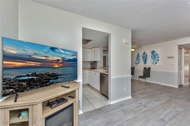 7360 Glenmoor LN 4208, Naples, FL 34104