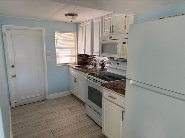 208-210-212 ELIZABETH AVENUE A,B, Clearwater, FL 33759