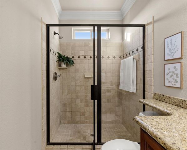 110 Ocean View Drive, Crystal Beach, TX 77650