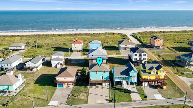 110 Ocean View Drive, Crystal Beach, TX 77650