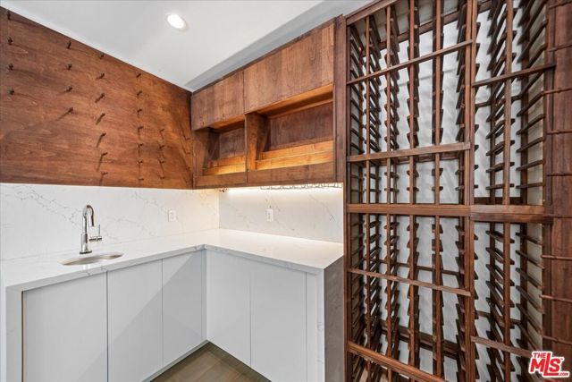 1455 S Castello Avenue, Los Angeles, CA 90035