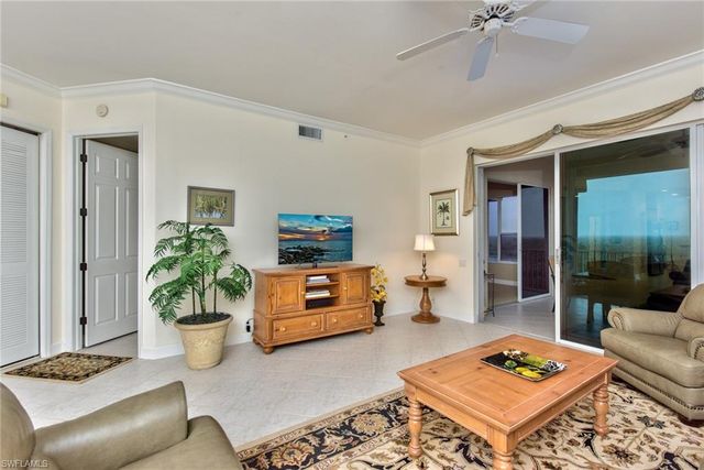 9111 Southmont CV 406, Fort Myers, FL 33908