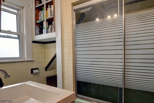 532 W Broadway, Haledon Boro, NJ 07508