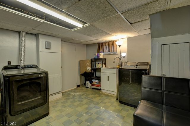 532 W Broadway, Haledon Boro, NJ 07508