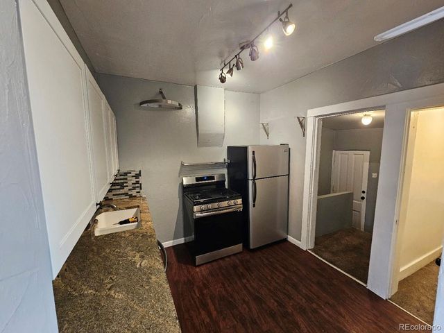 1807 E 37th Avenue, Denver, CO 80205